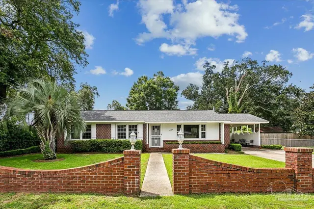 1105 Baars St property photo