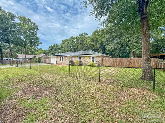 5535 Debbie Dr property photo