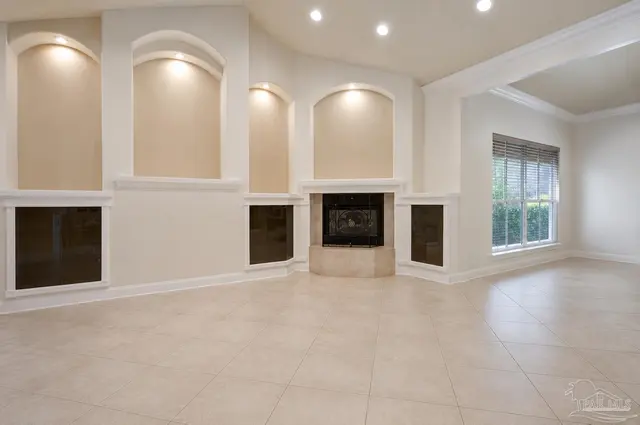 6875 Santa Clara Dr property photo