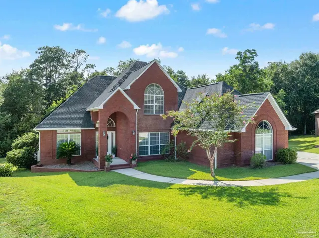 905 Caterpillar Ln, Cantonment FL 32533 exterior
