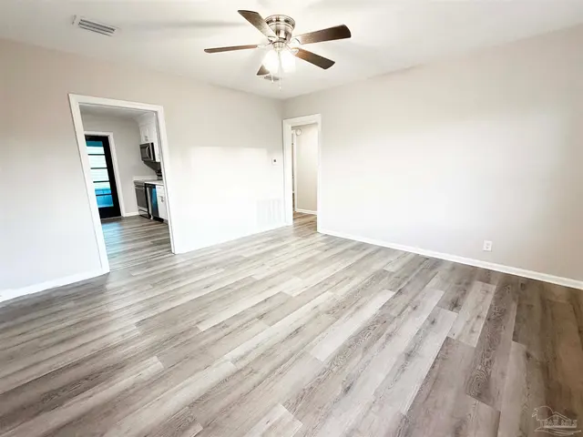 240 Callaway Ave property photo