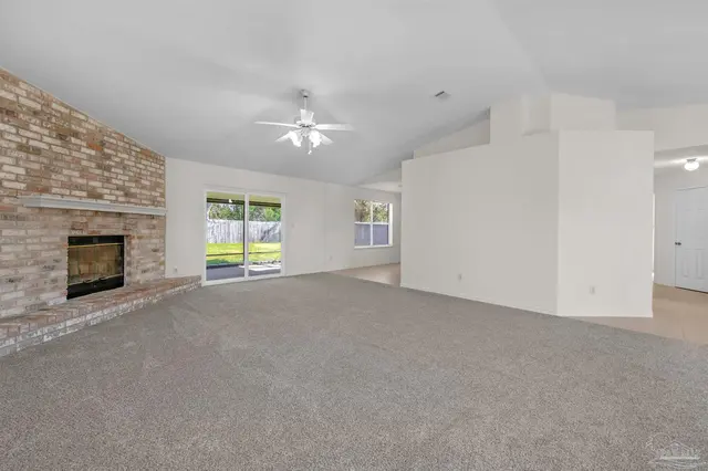 9568 Brentwood Blvd property photo