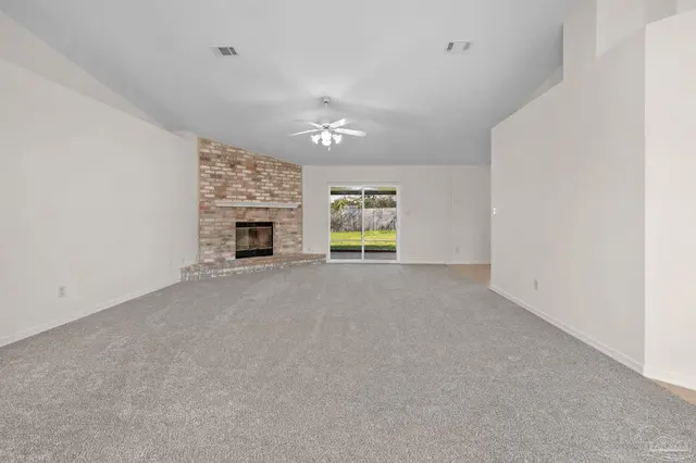9568 Brentwood Blvd property photo
