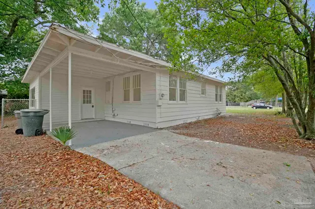 1322 Wisteria Ave property photo