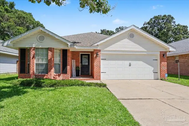 8009 Cayenne Way, Pensacola FL 32526 exterior