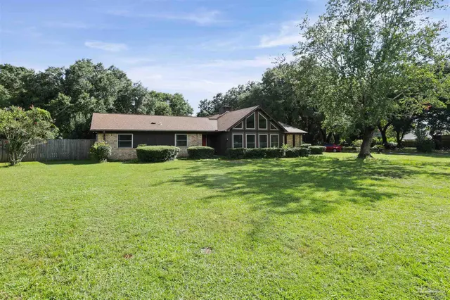 4837 Skipper Ln property photo