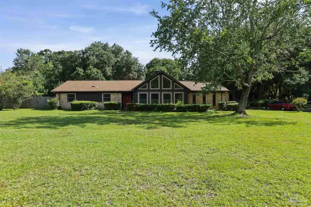 4837 Skipper Ln, Pace FL 32571 exterior