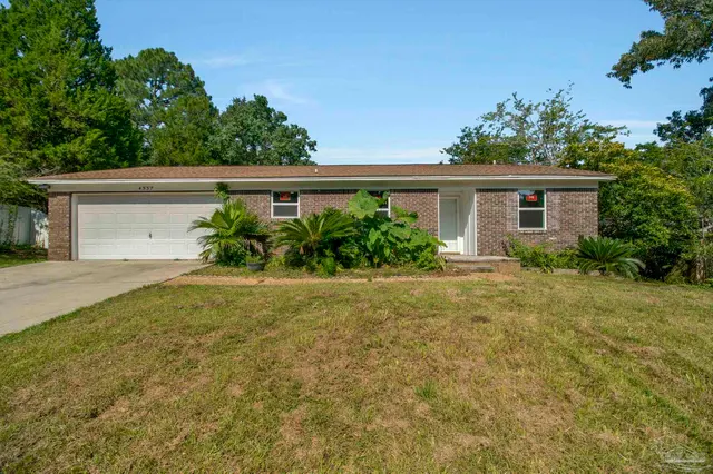 4537 Tradewinds Pl, Pensacola FL 32514 exterior