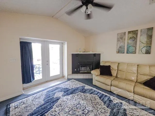 5236 Willing St property photo