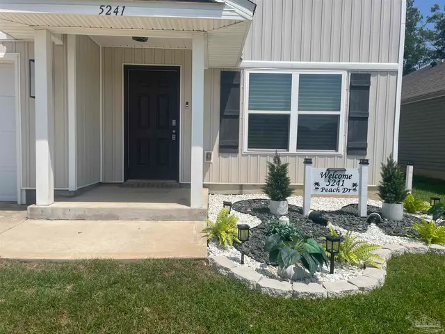 5241 Peach Dr property photo