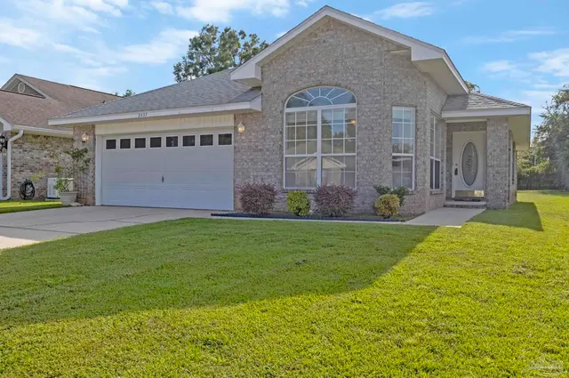 2437 Portobella Pl, Cantonment FL 32533 exterior