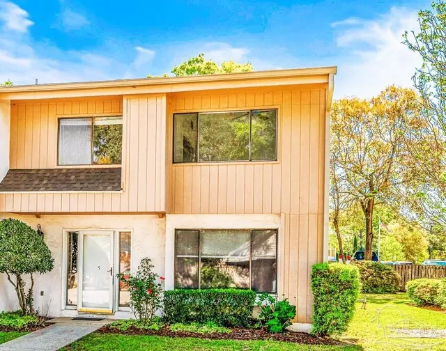 3400 Wimbledon Dr # 5, Pensacola FL 32504 exterior