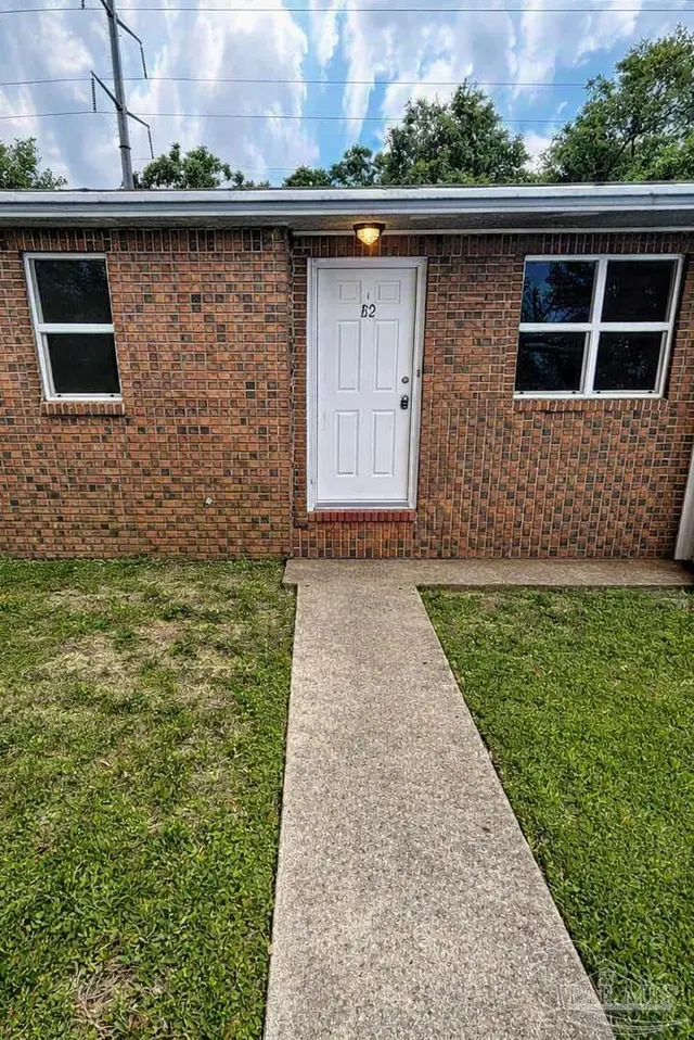 7240 Hilburn Rd # E2 property photo
