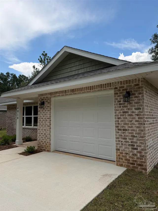 4036 Lancer St, Pace FL 32571 exterior