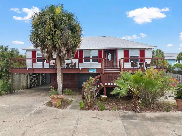 1012 Via Deluna Dr property photo