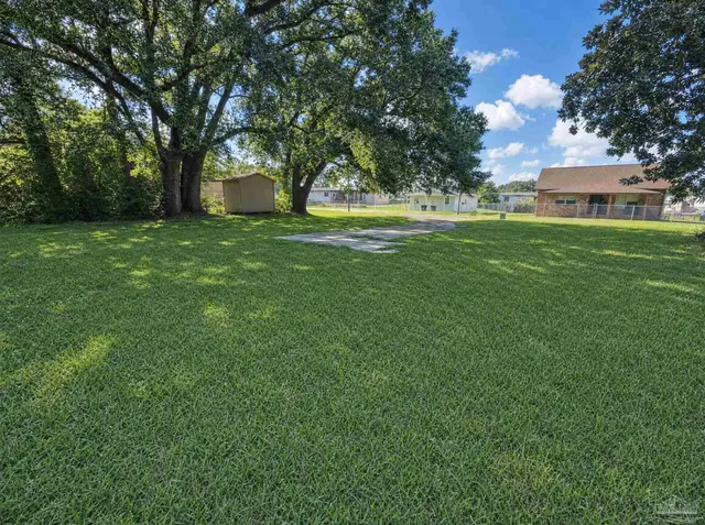3020 Melody Ln, Pensacola FL 32505 exterior
