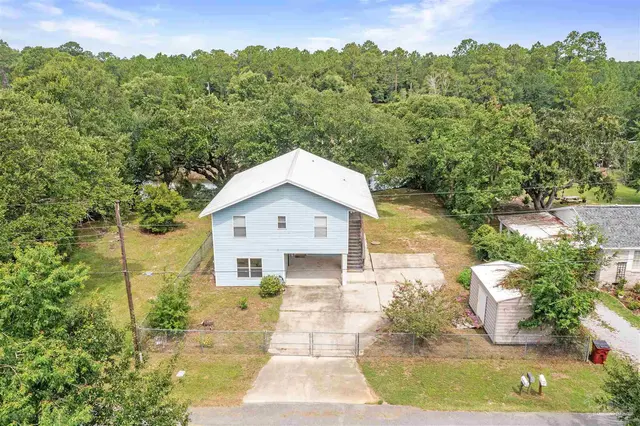 5770 Trout Bayou Cir, Milton FL 32583 exterior