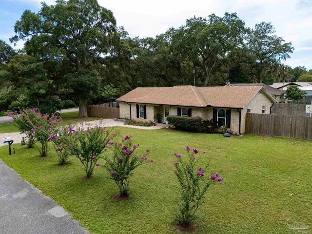 1041 Trout Rd property photo