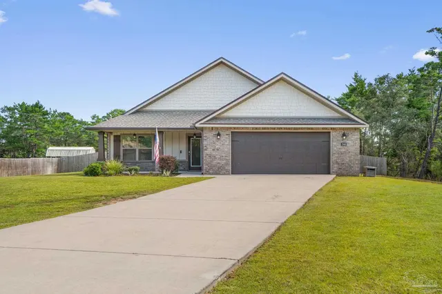 2949 Sherwood Dr, Navarre FL 32566 exterior