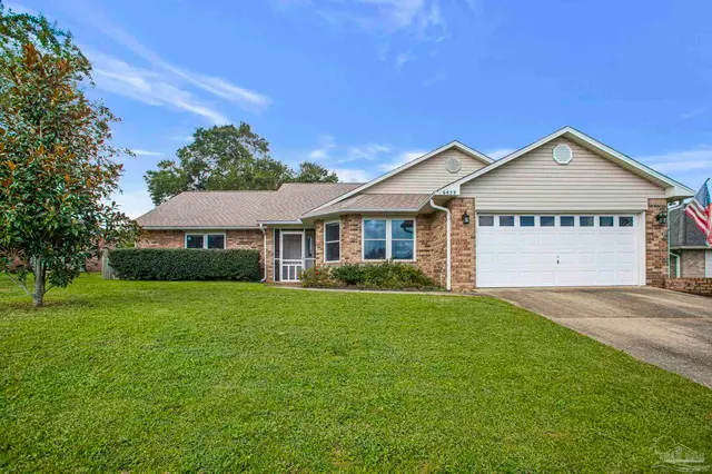 6853 Rickwood Dr, Pensacola FL 32526 exterior