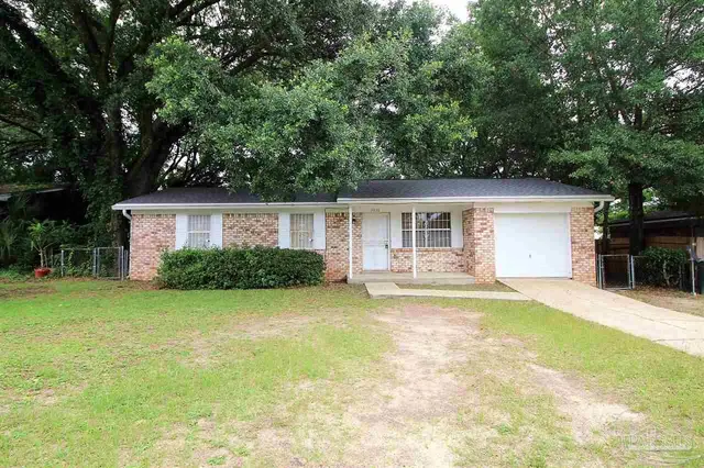 2810 Donley St, Pensacola FL 32526 exterior