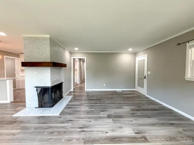 1815 Hallmark Dr property photo