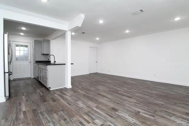 150 Ensley St property photo