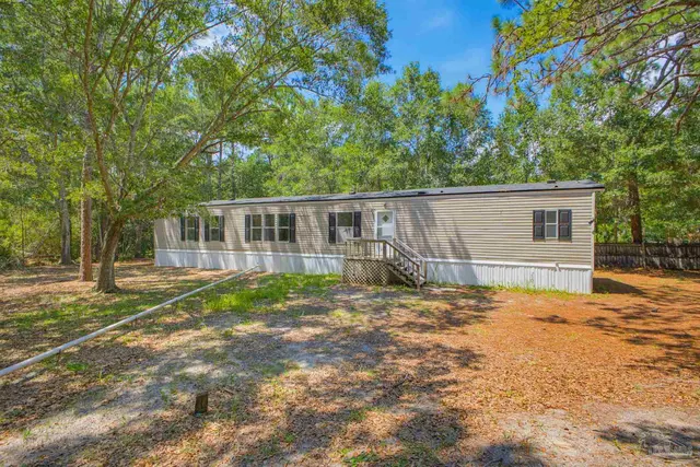 2981 Crittenden Dr property photo