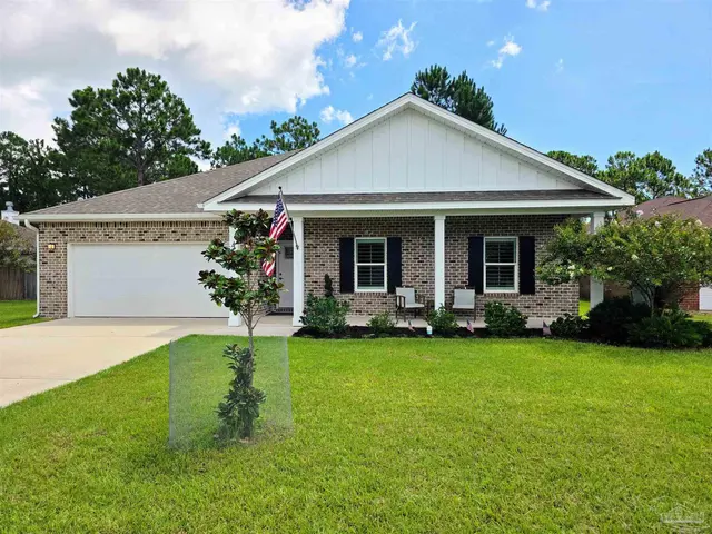 4570 Omaha Dr, Pensacola FL 32507 exterior