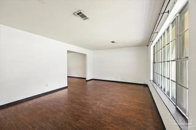 1054 Stillbrook Rd property photo