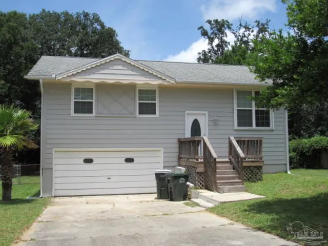 5407 Charbar Dr, Pensacola FL 32526 exterior