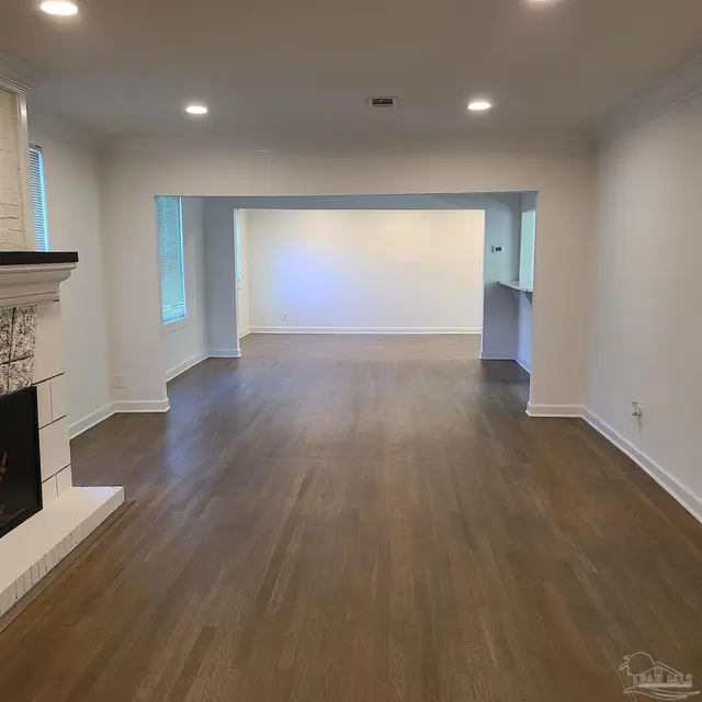 1301 Lee St property photo