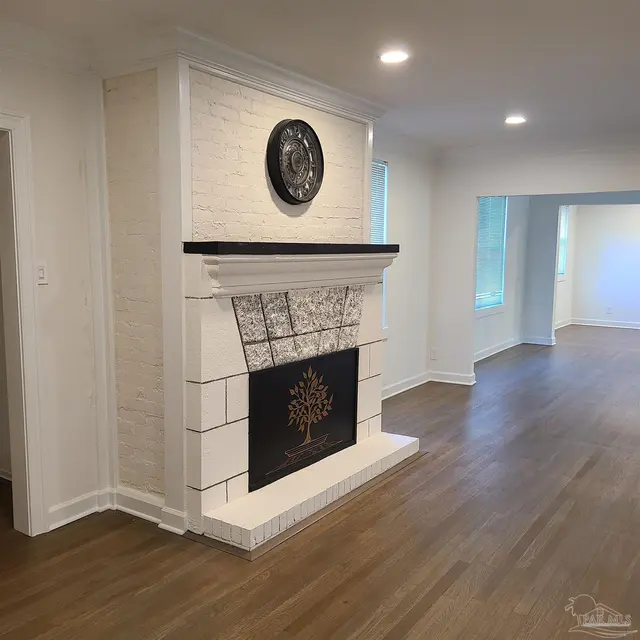 1301 Lee St property photo