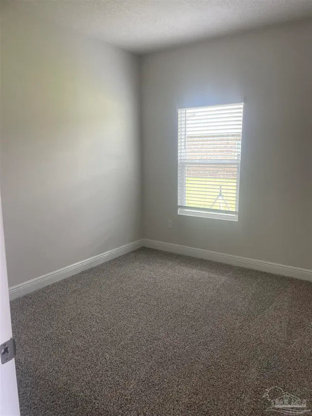 8178 Fox Hunt Dr property photo
