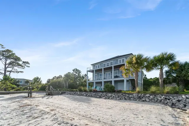 1610 Winding Shore Dr property photo