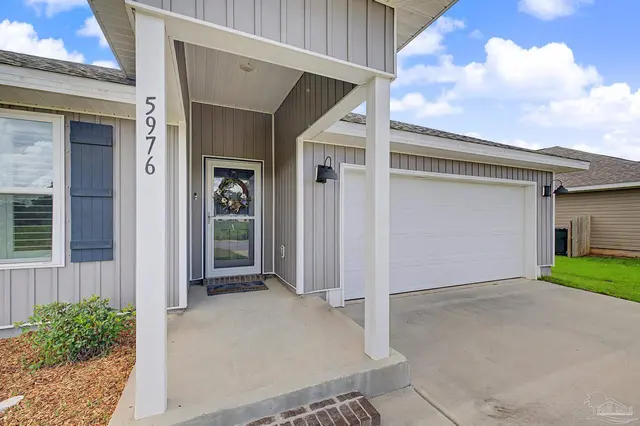 5976 Laurel Oak Dr property photo