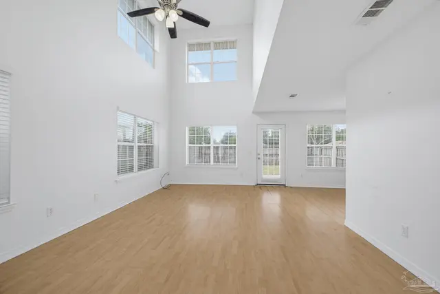 3268 Two Sisters Way property photo