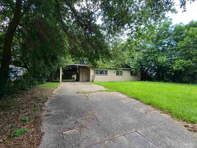102 Emerald Ave property photo