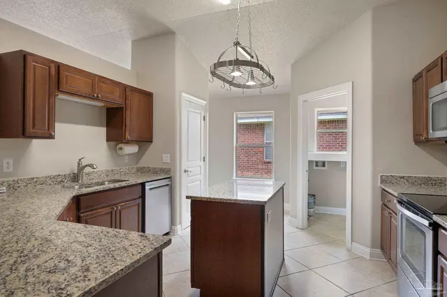 1522 Brigaten Ct property photo