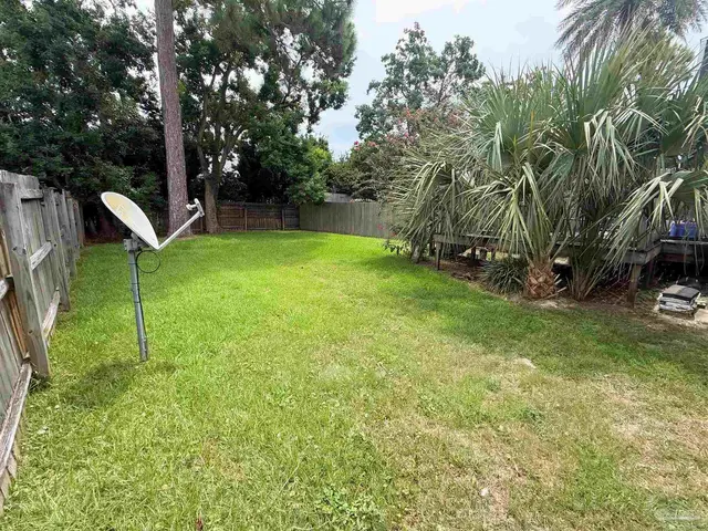 954 Coronado Dr property photo