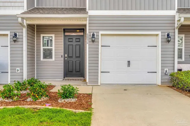 6036 Royal Port Ct, Pensacola FL 32526 exterior