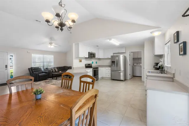 8708 Laredo St property photo
