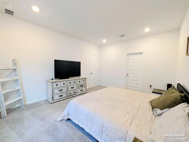 6622 Sun Tree Cir property photo
