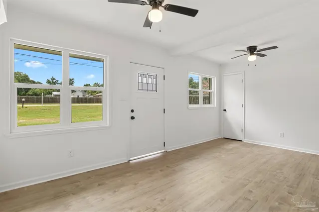 10612 Chemstrand Rd property photo
