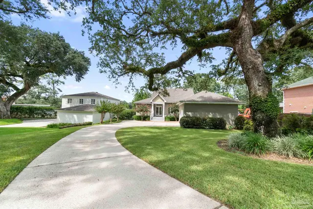 2912 Blackshear Ave, Pensacola FL 32503 exterior