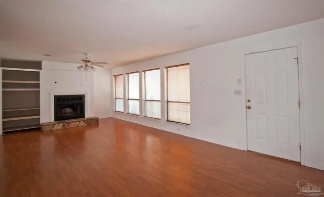 3040 Del Monte Dr property photo