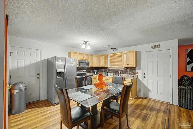 8813 Camshire Cir property photo