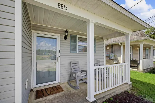 8813 Camshire Cir property photo