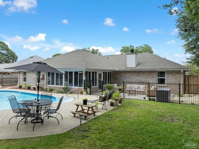 1621 Colwyn Dr property photo