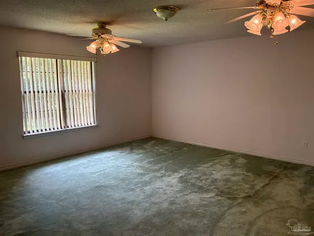 3957 Ashland Ave property photo